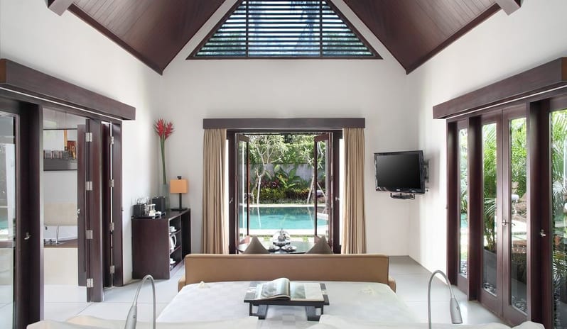 TWO BEDROOM VILLA LIVING ROOM